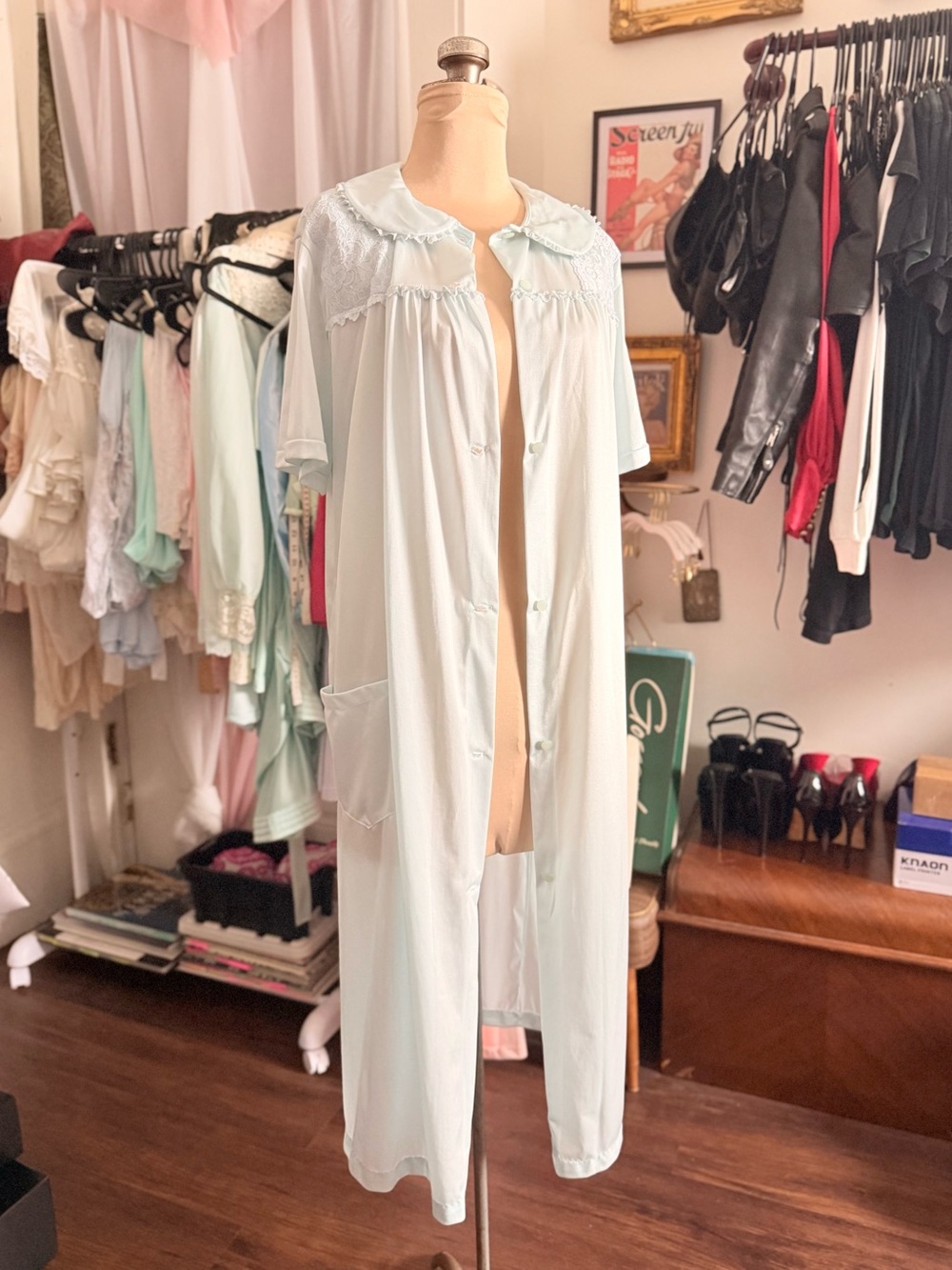 Vintage 1960s 1970s Light Blue Women's Button-Front Long House Robe Dressing